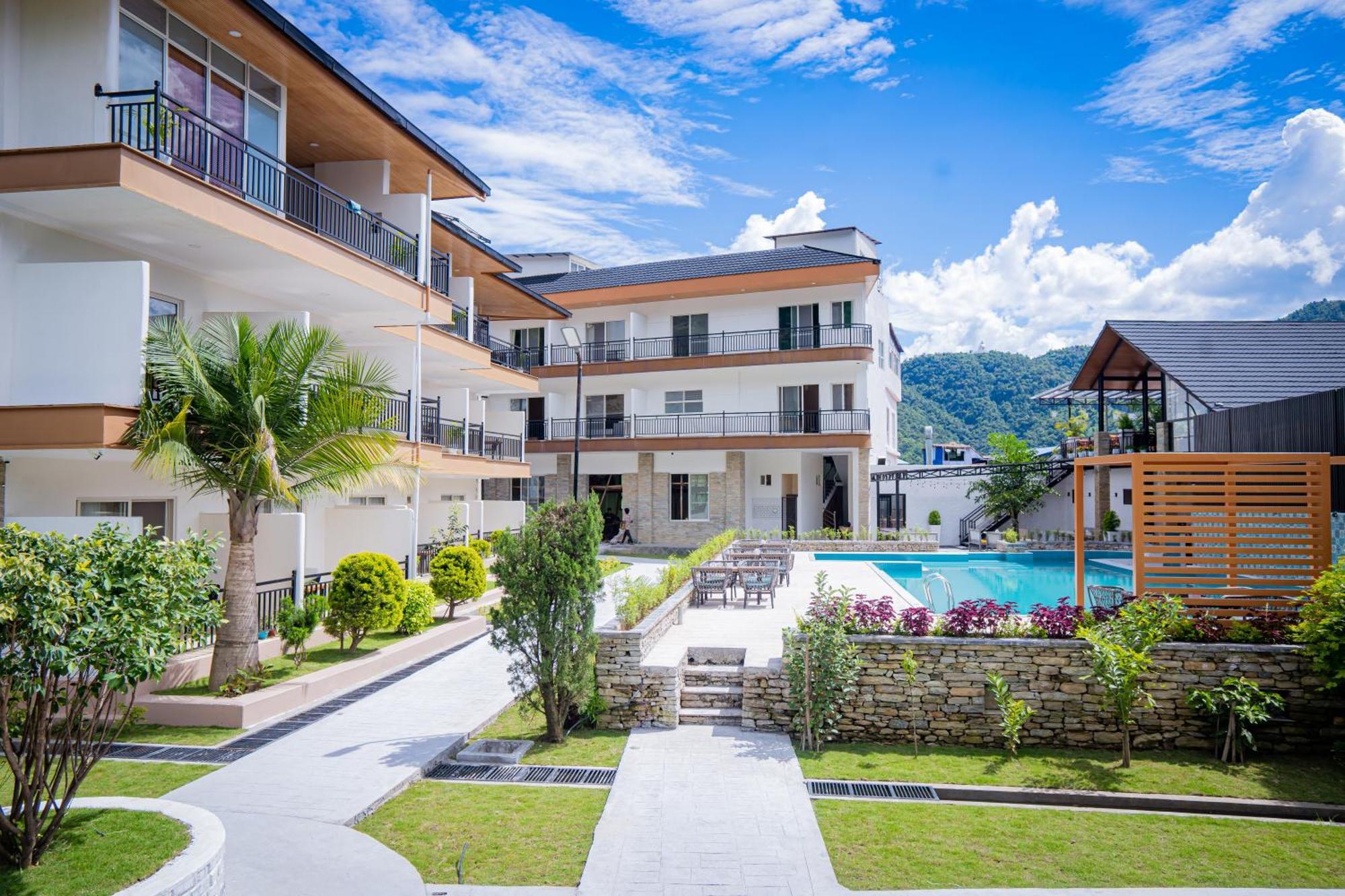 Majestic Lake Front Hotel & Suites Pokhara Eksteriør bilde
