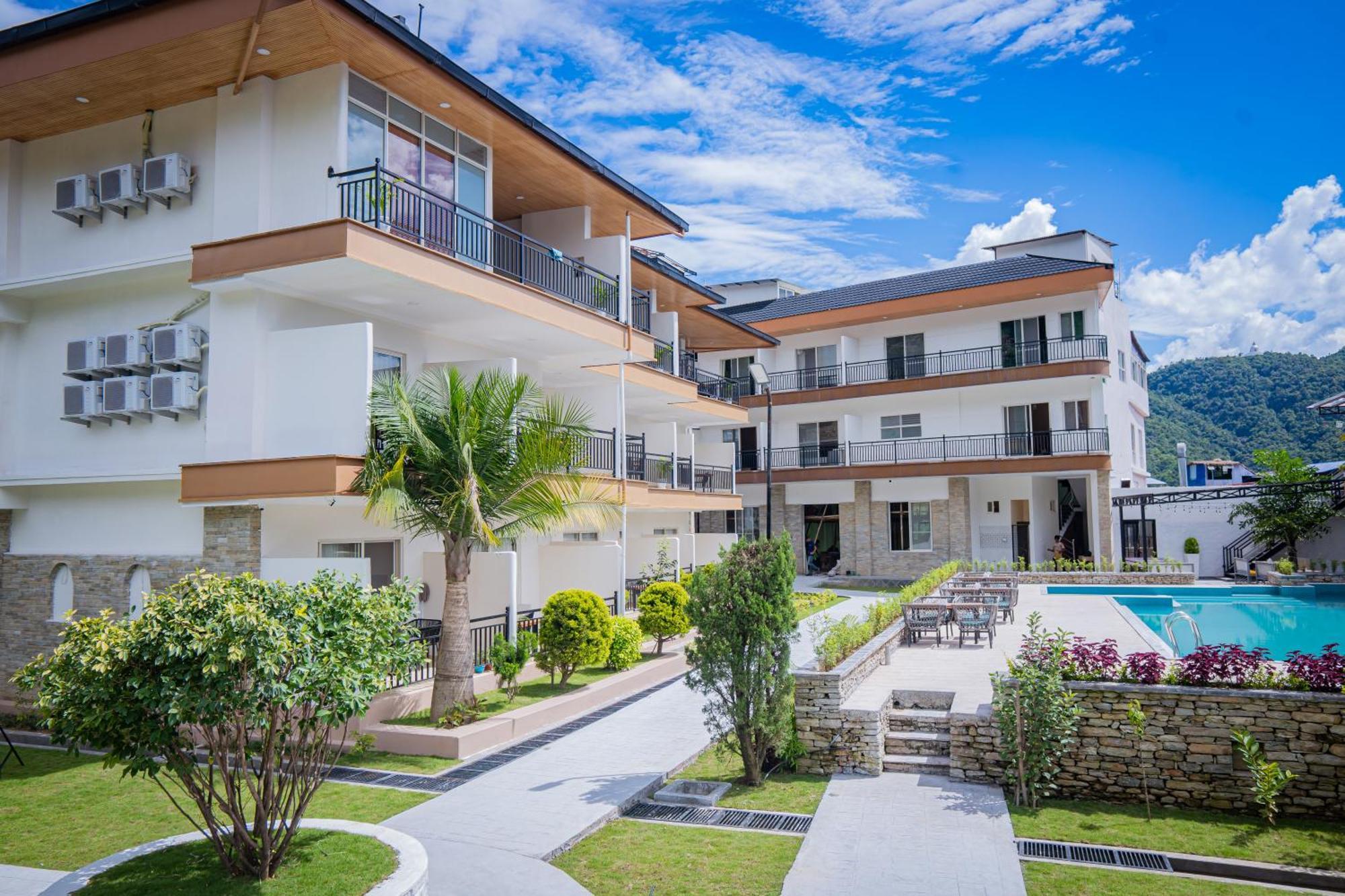 Majestic Lake Front Hotel & Suites Pokhara Eksteriør bilde
